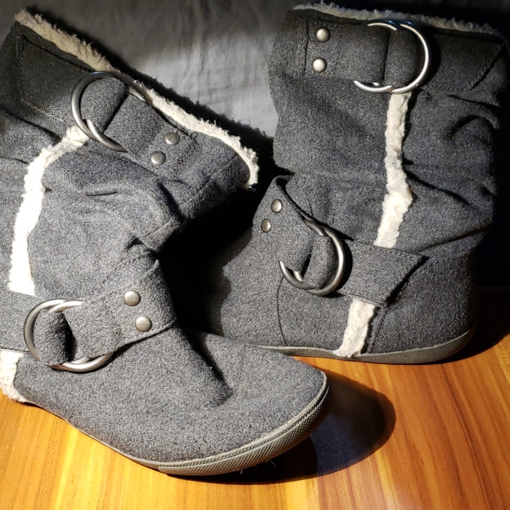 Blowfish Moccasin slouch boots size 8
